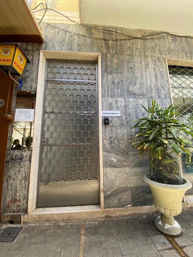 Unique Studios Phaneromenis 41 - Down Town Nicosia Exterior photo